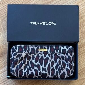 Travelon Leopard-Print Wallet ✨ NIB